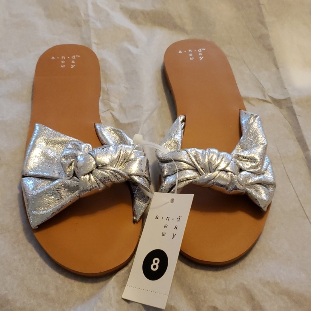 SANDLES